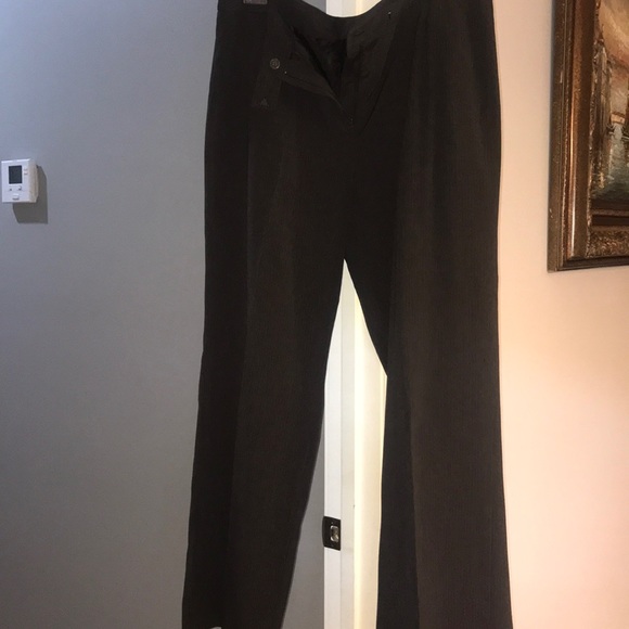 Evan-Picone Suit with scarf - Picture 10 of 15